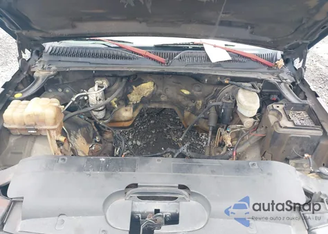 2003 Chevrolet Silverado 1500 Ls z USA, uszkodzony, nr VIN 2GCEC19V531322675